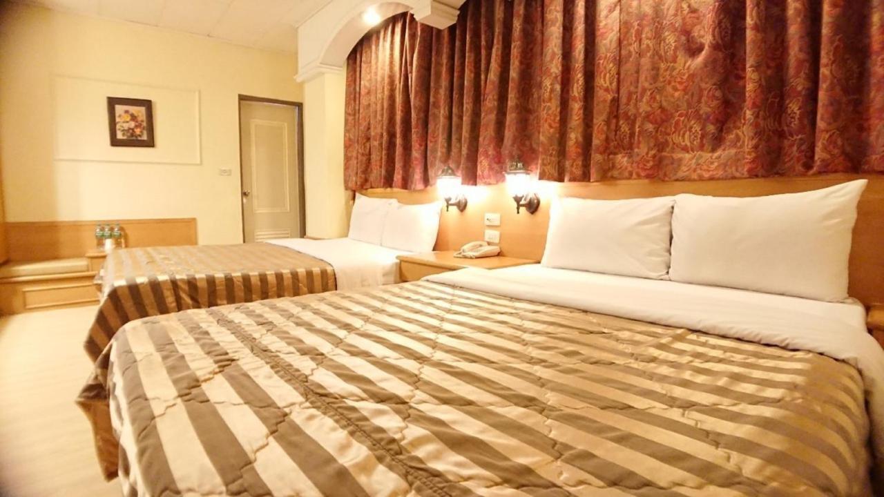 Yes Hotel Chiayi City Exterior photo